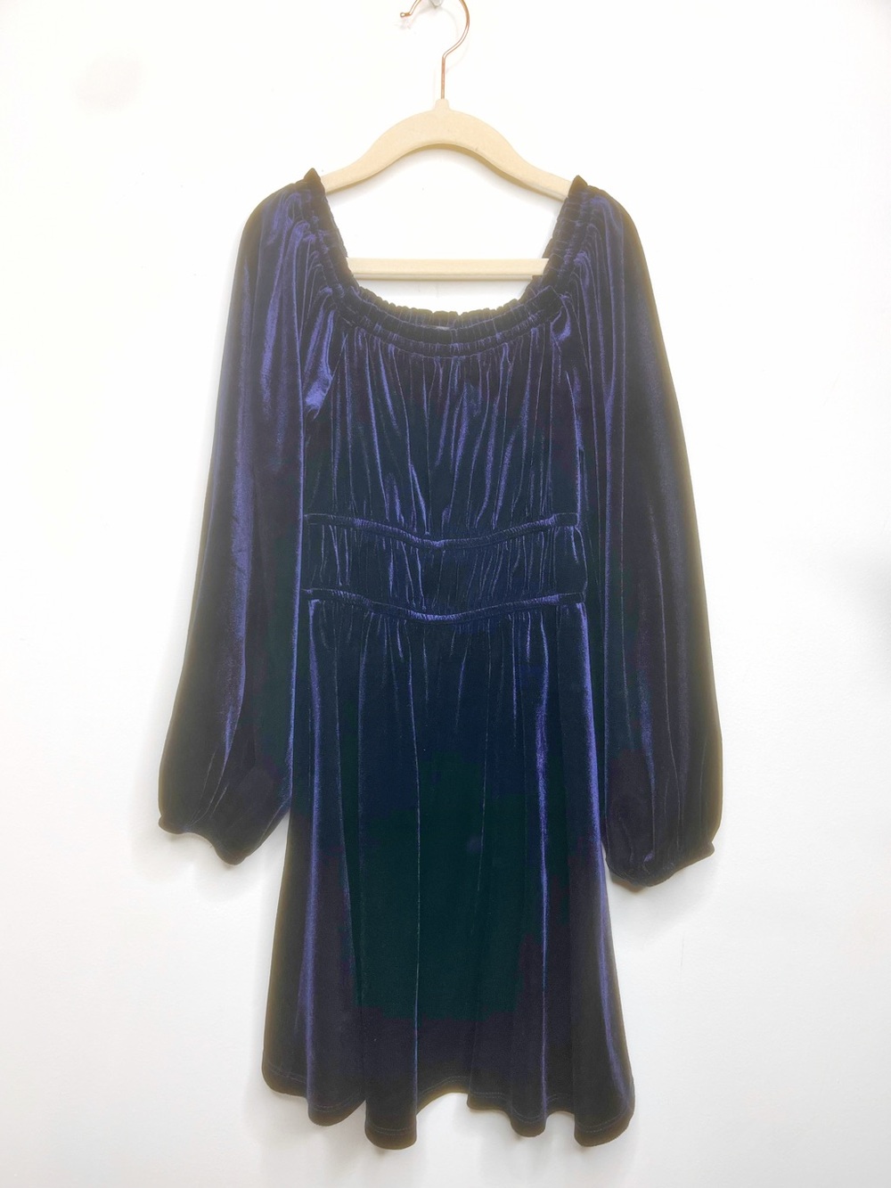 Aqua Girls Smocked Velour Long Sleeve Dress Navy Size 9/10